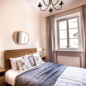 świętojańska Old Town Apartament