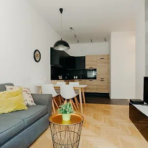 Shortstaypoland Grzybowska Apartament