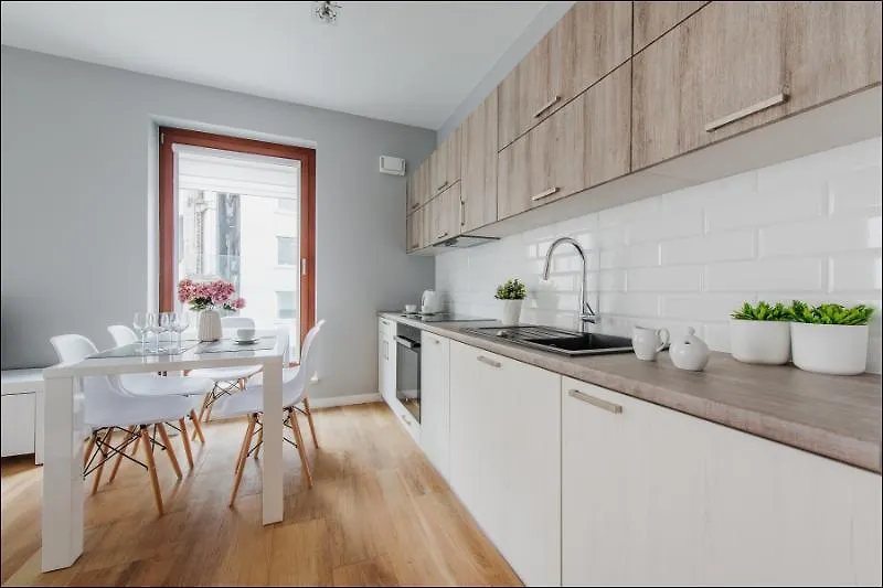 P&O Serviced Apartments Solec Warsaw