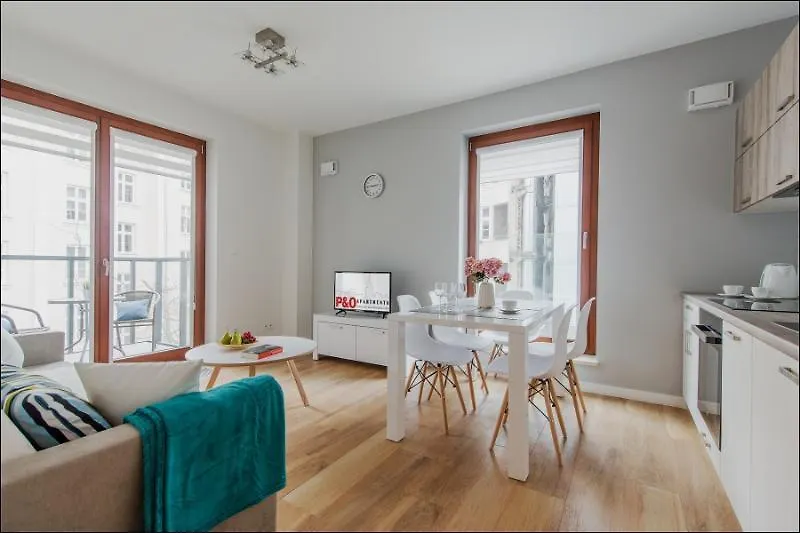 P&O Serviced Apartments Solec Warsaw